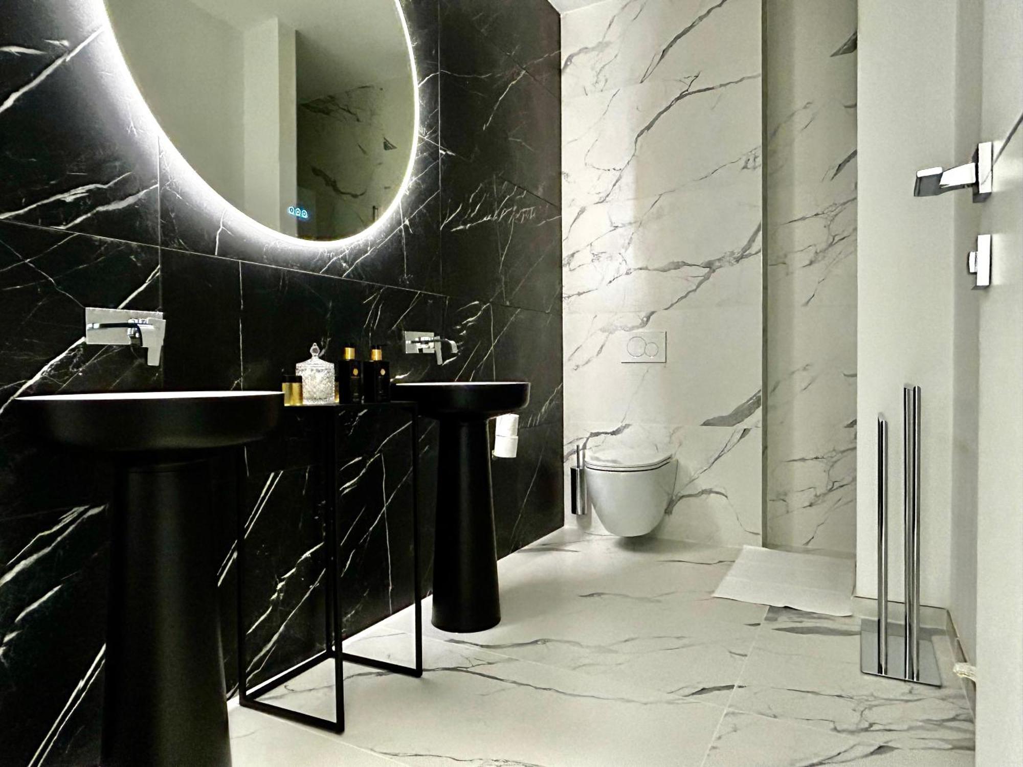 Апартаменты Phoenix Garden Монс Экстерьер фото