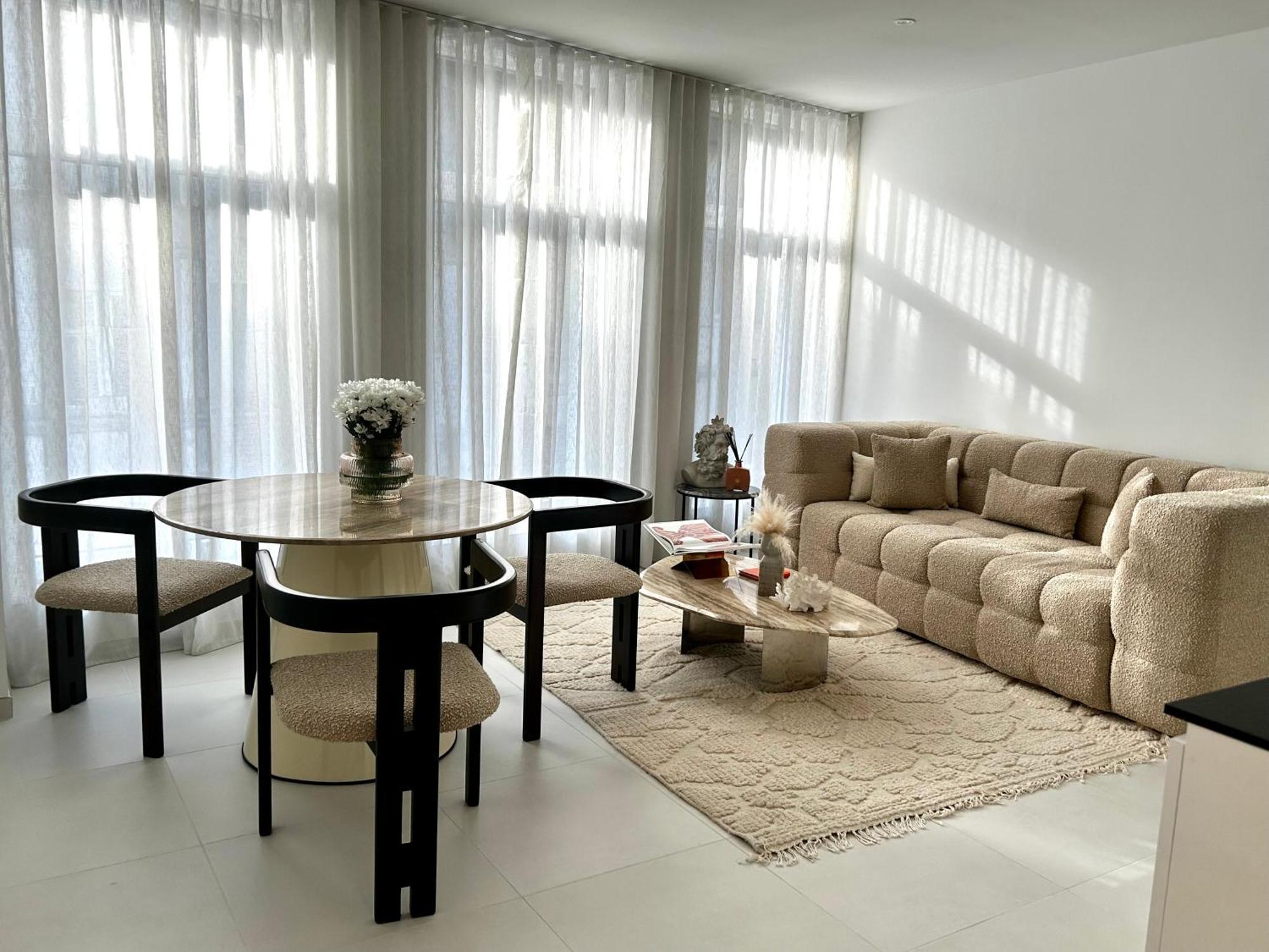 Апартаменты Phoenix Garden Монс Экстерьер фото